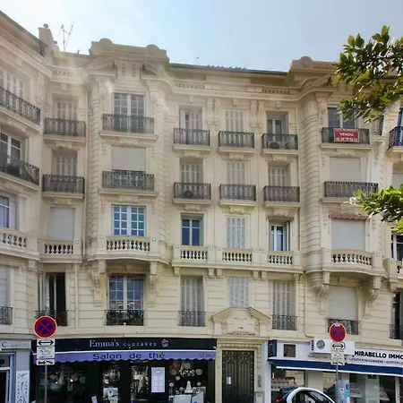 Square Alziary Nice