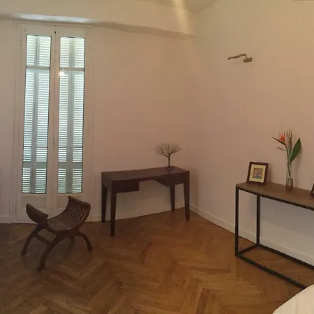 Square Alziary * Niza